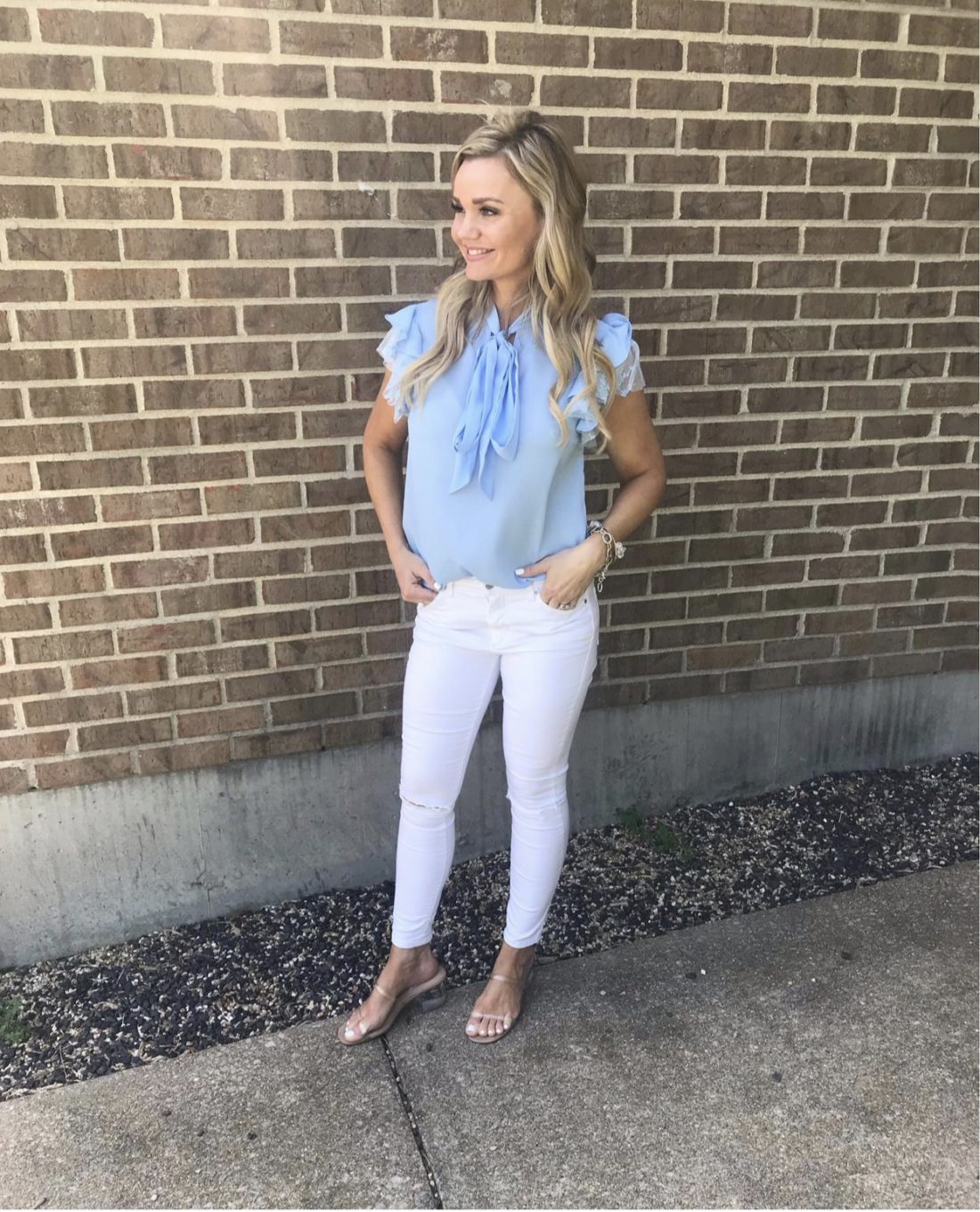 Cute Amazon Outfits _ Blue Blouse White Jeans