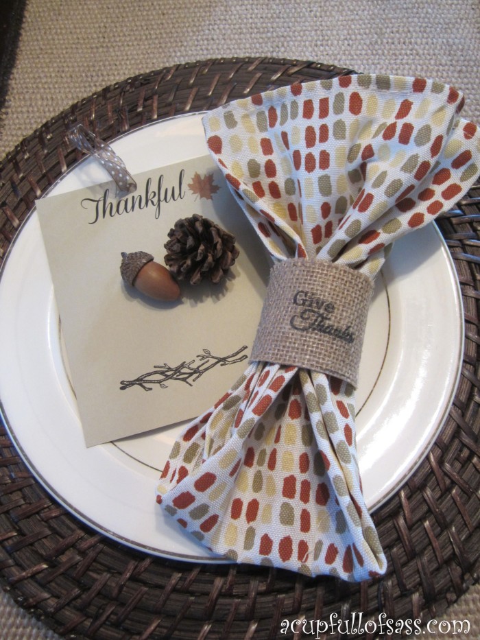 Thanksgiving Tablescape with Free Thankful Card Printable