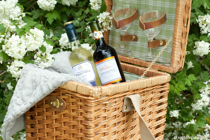 wine picnic basket