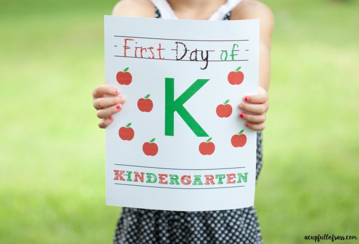 First Day of School Printable. Print your school grade for the first day of school pictures.