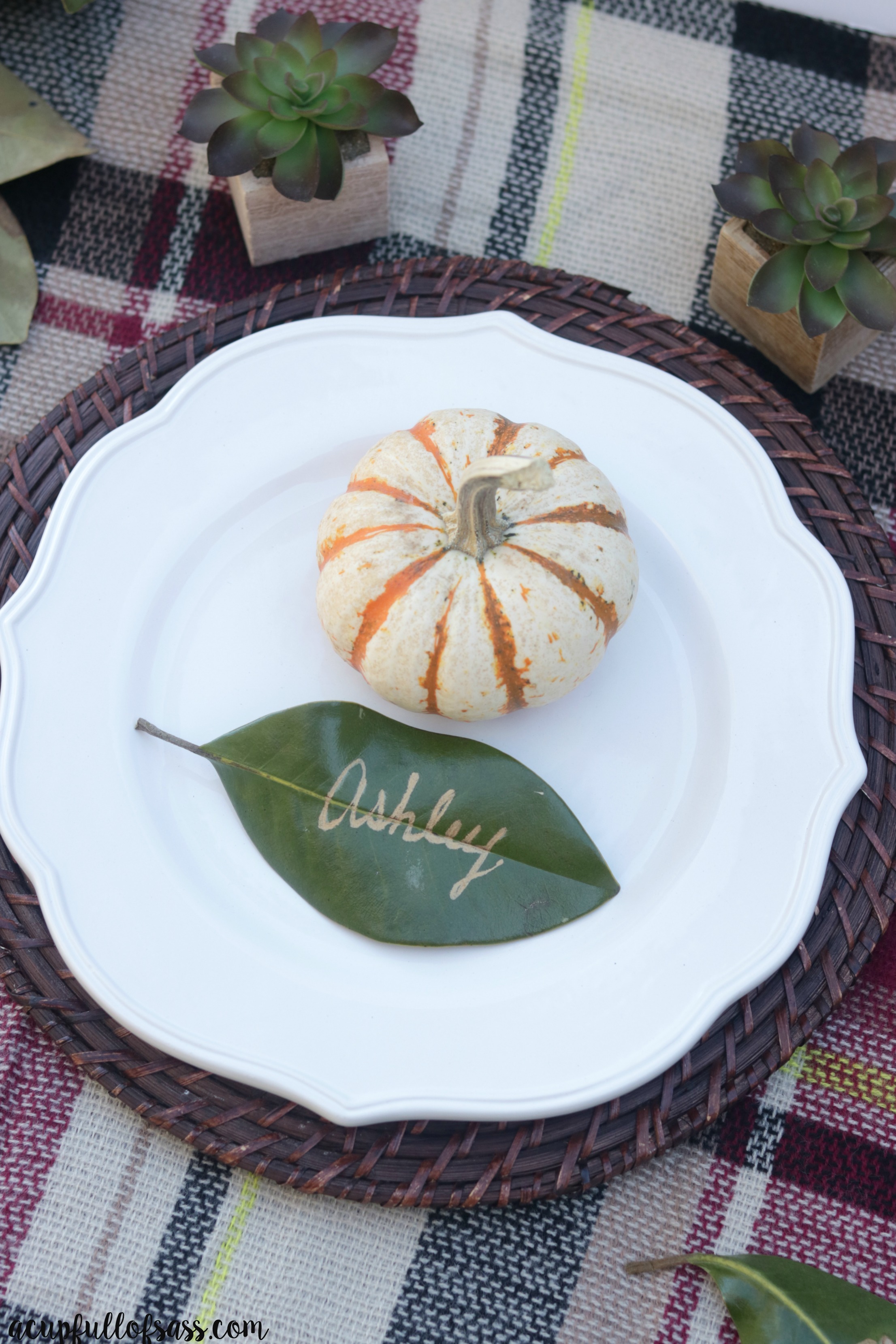 Thanksgiving Tablescape Ideas.