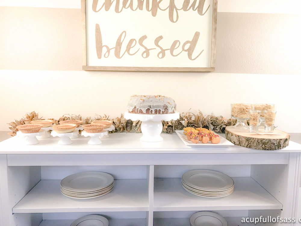 Thanksgiving Dessert Table