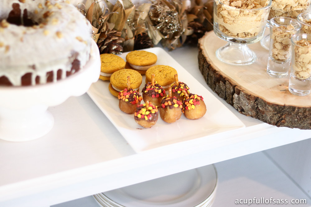 Thanksgiving Dessert Table