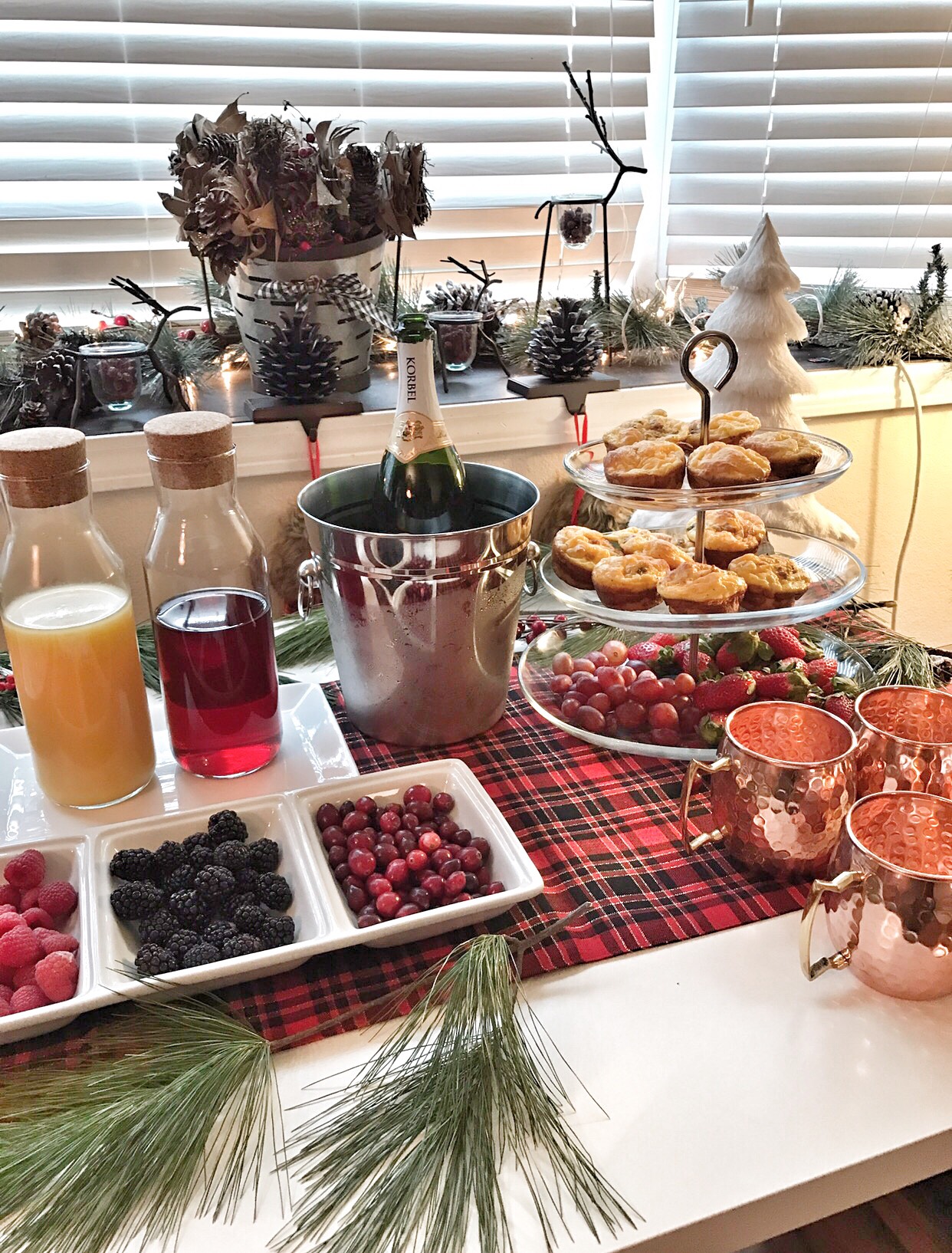 Christmas Brunch. Holiday Hosting Ideas. - A Cup Full of Sass