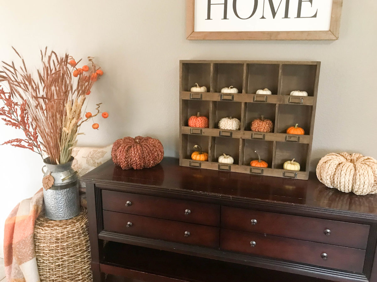 Fall Entryway ideas.