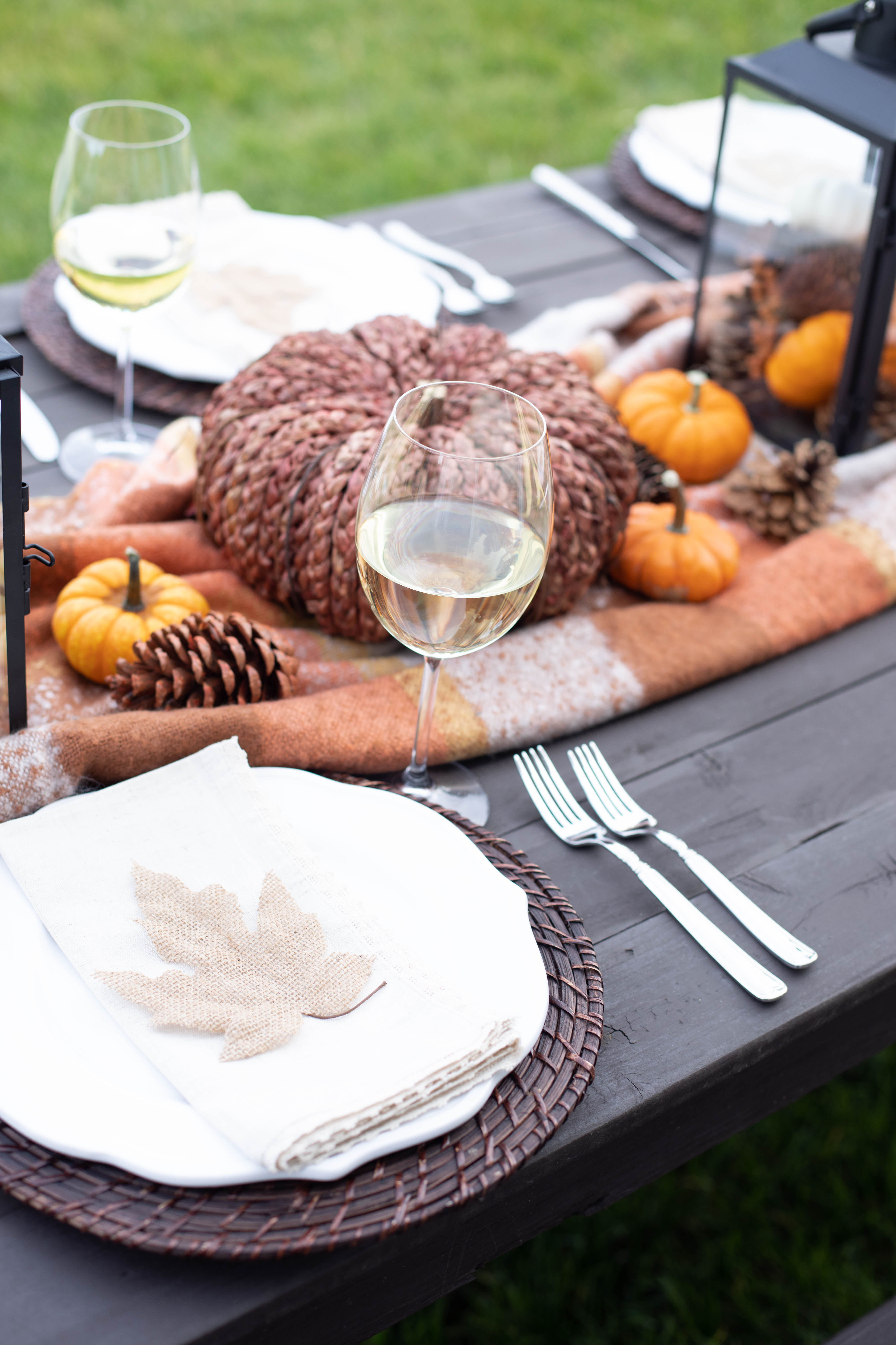 Easy Friendsgiving Tablescape.