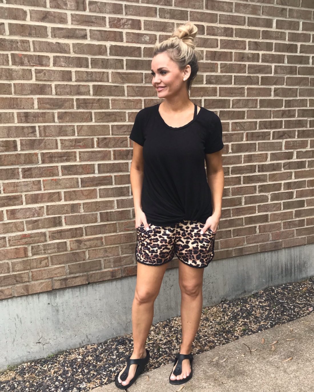 Amazon Summer Fashion Finds. Leopard shorts from Amazon.