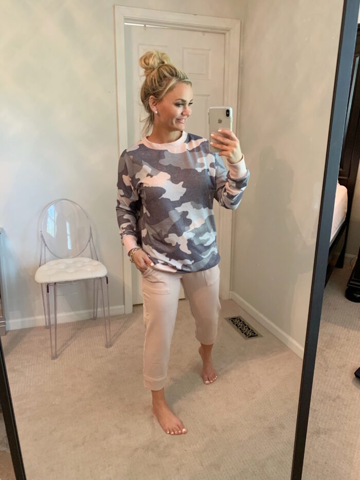Camo sweatshirt with joggers. Comfy outfit from Amazon.