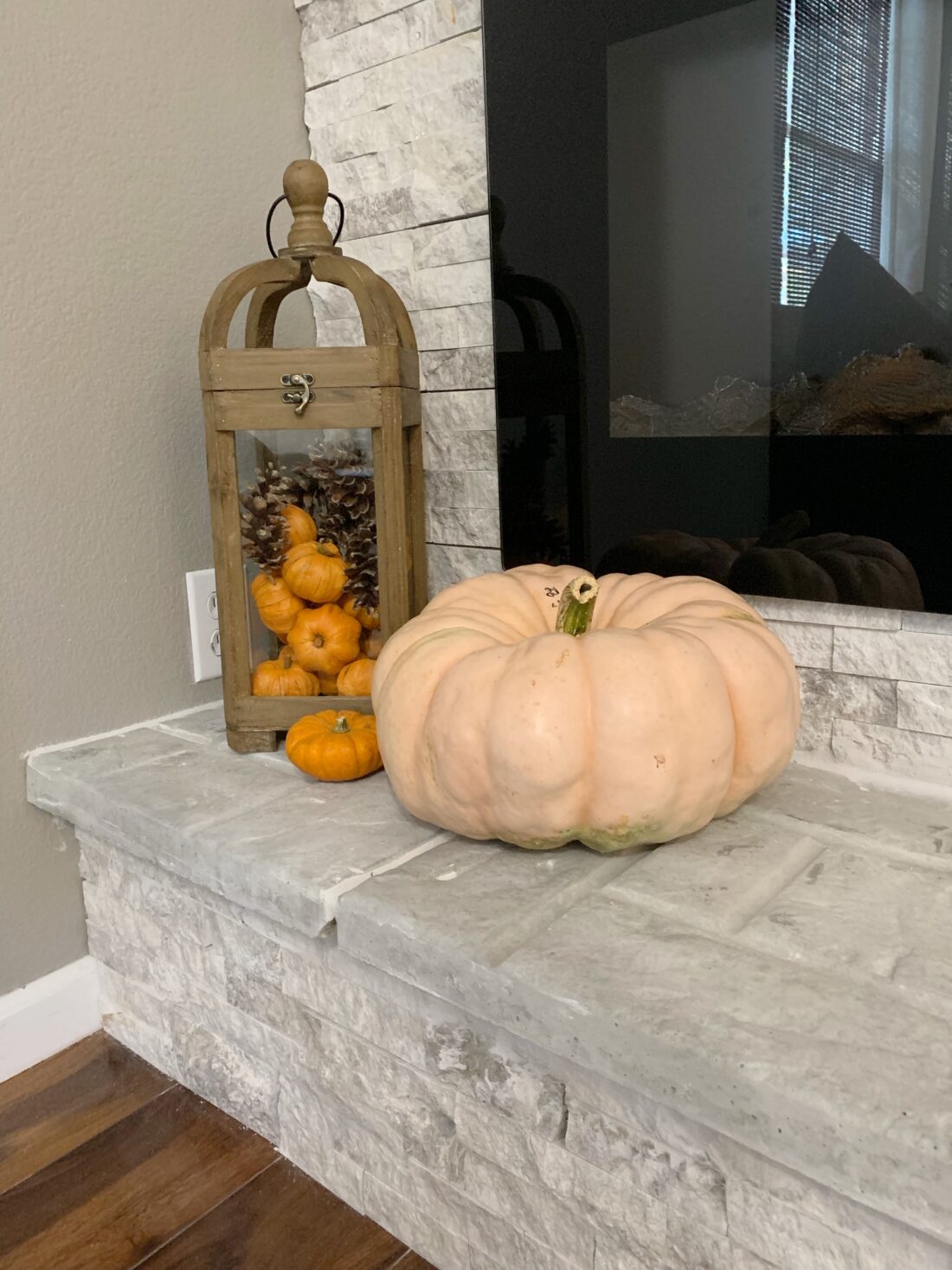 Fall Fireplace Mantel