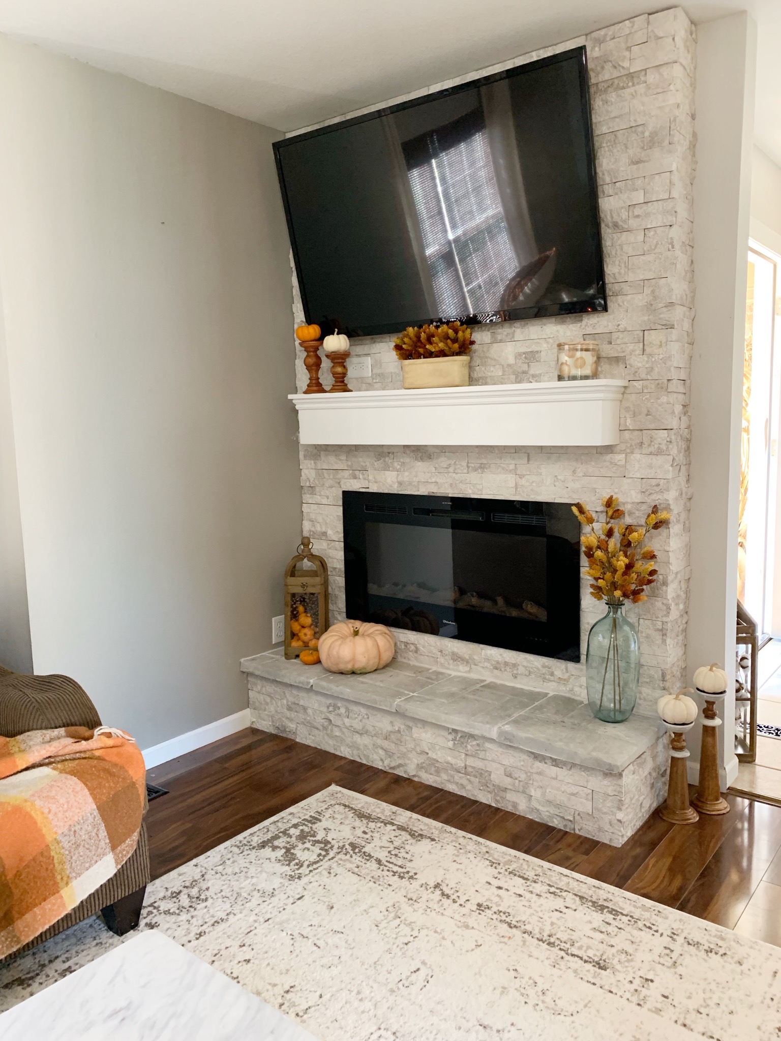 Fall Fireplace Mantel Decor Ideas