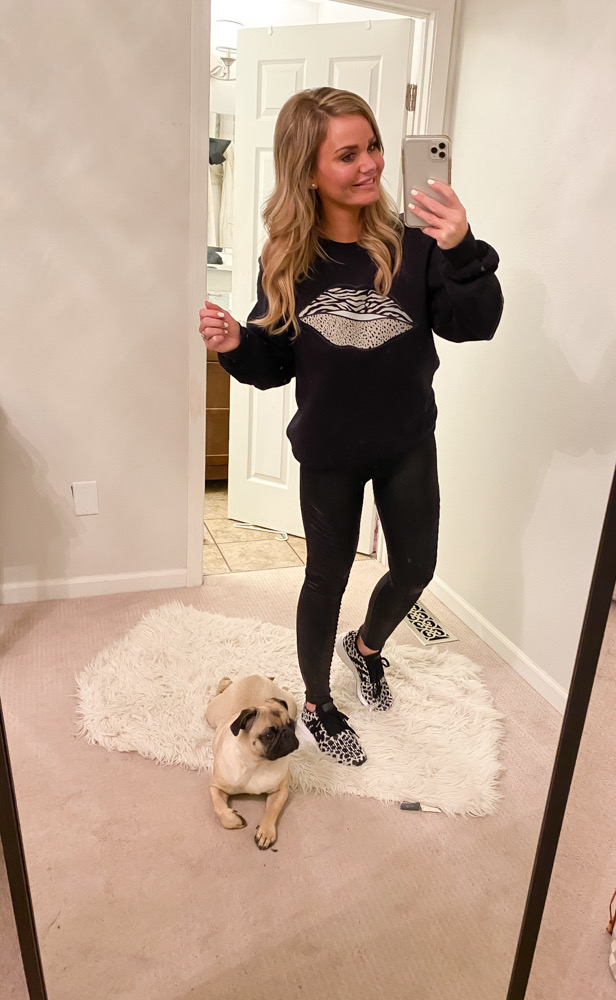 Comfy Stay at Home Outfits