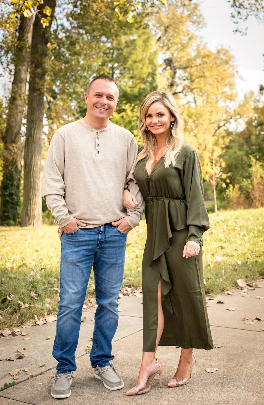 5 Tips For Choosing Outfits For Fall Family Photos.
