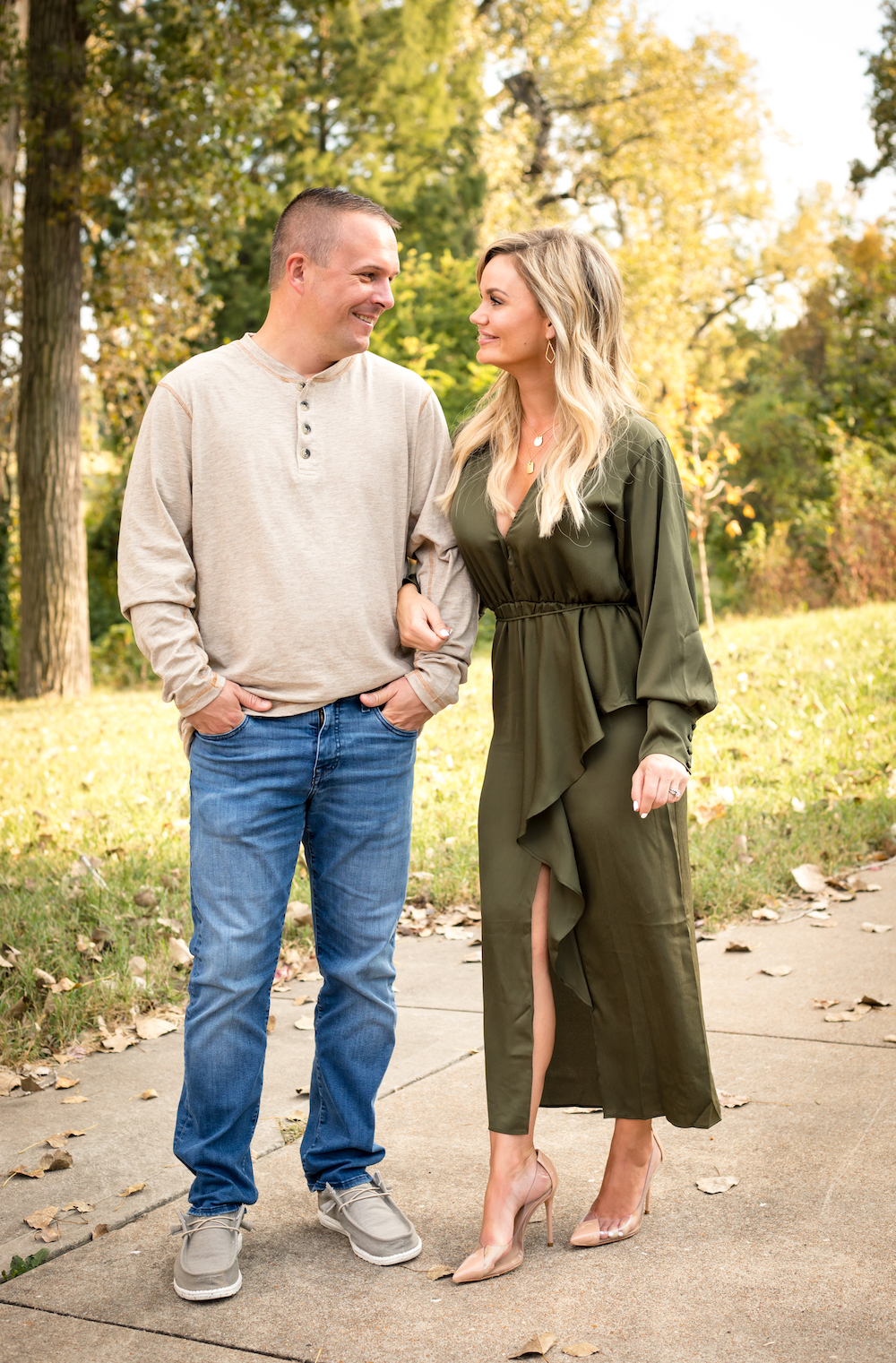 5 Tips For Choosing Outfits For Family Photos.