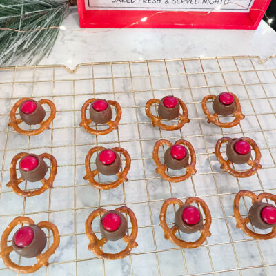 Reindeer Rolo Pretzels