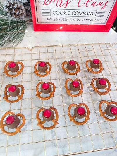 Reindeer Rolo Pretzels