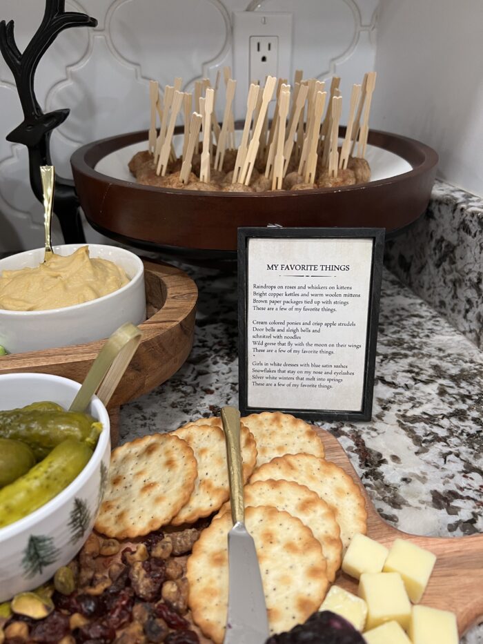 How to Host a Favorite Thing Party
